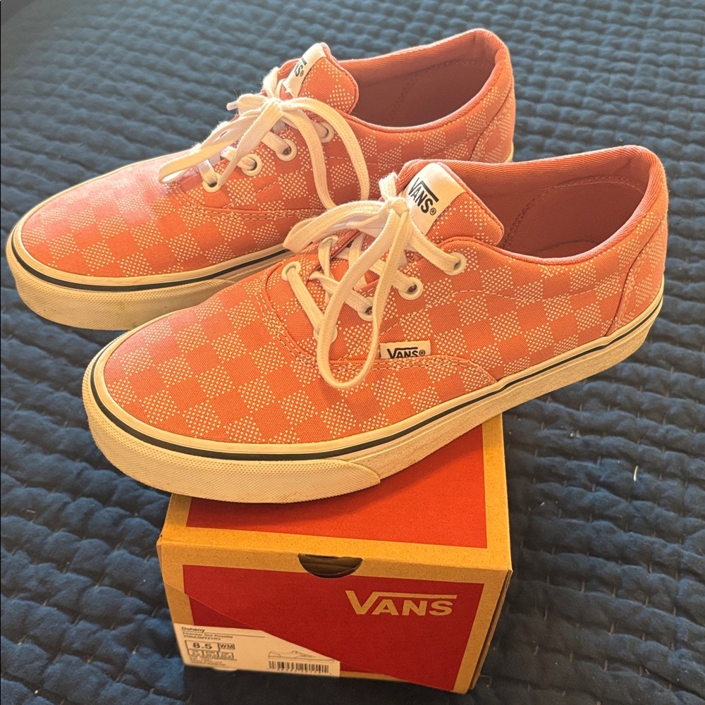 Vans Women’s Checkerboard Low-Top Sneakers - Rosette Pink - Picture 3 of 5